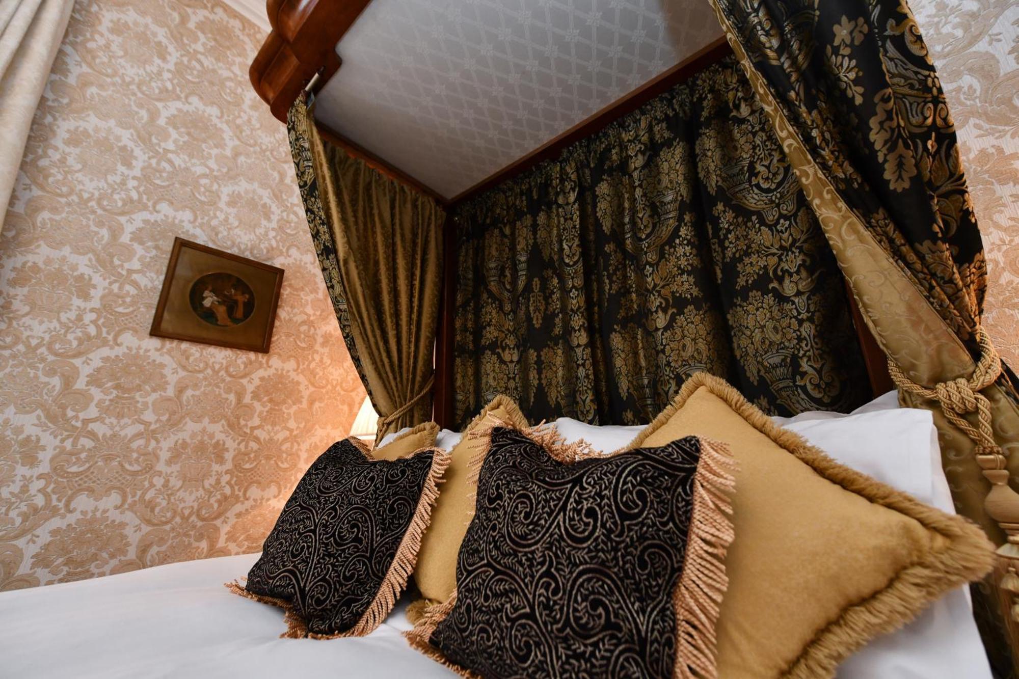 The Townhouse Ayr - Luxury B&B - Adults Only Экстерьер фото